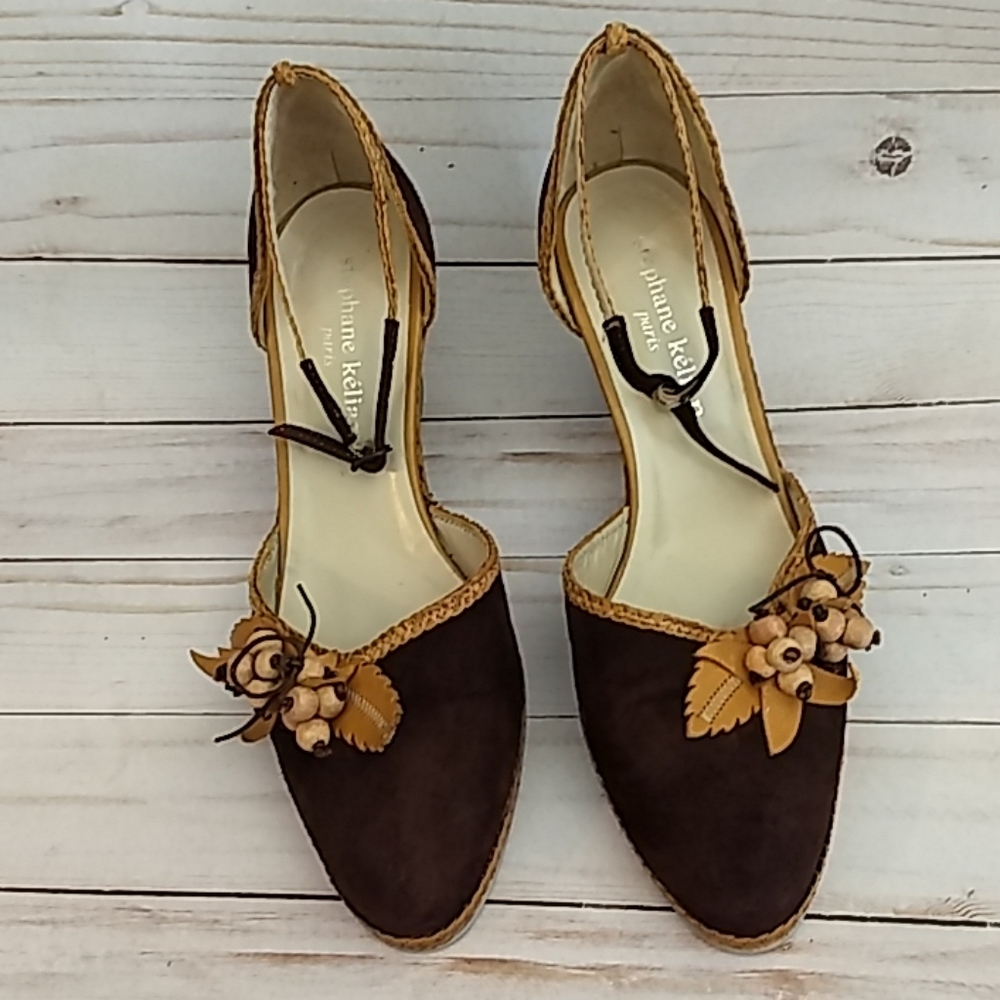 Stephanie Kelian Brown Wedge Size 6 and 1/2